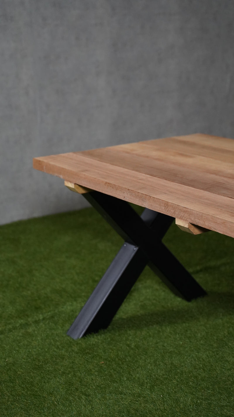 Tuintafel Iroko | Iroko hardhout | X-poot | Meerdere maten