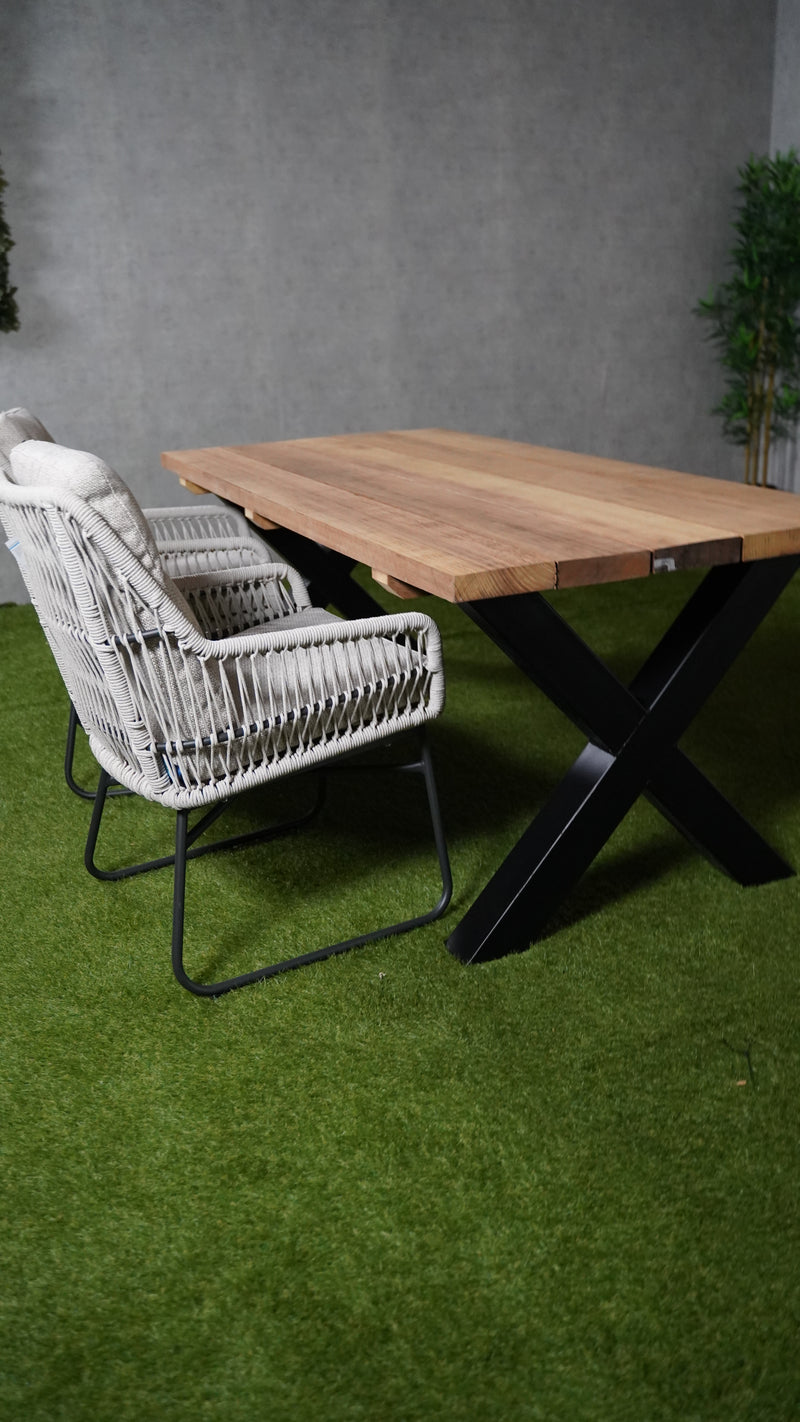 Tuintafel Iroko | Iroko hardhout | X-poot | Meerdere maten