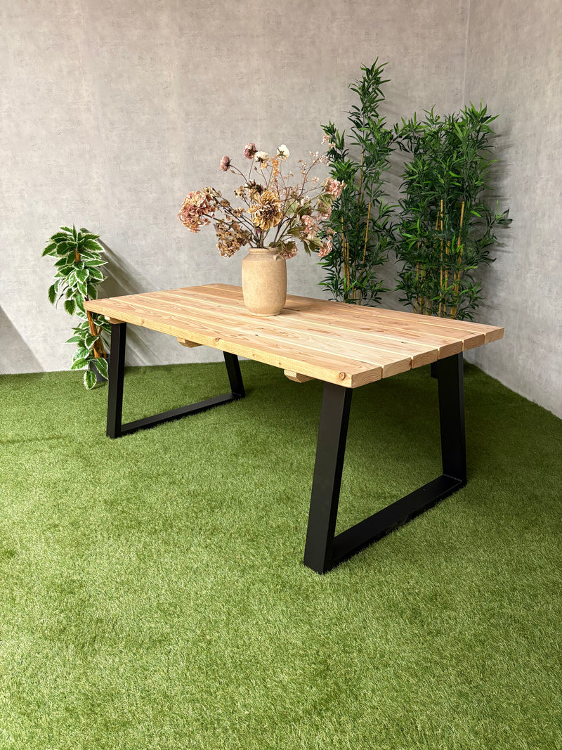 Tuintafel Trapezium | Douglas/staal | Meerdere maten